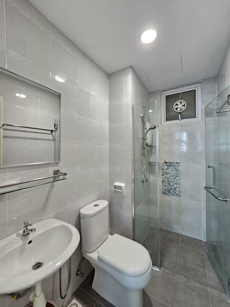 Kondominium untuk Disewa di i-Santorini - Elaine Yeo - Bathroom - PropertyGuru.com.my