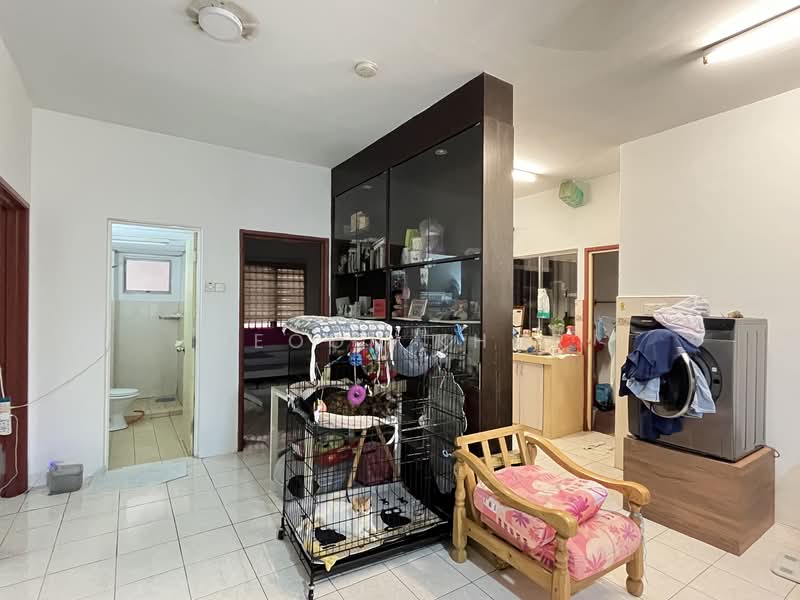 Apartment for Sale at Bayu Puteri - Meoon Khor - Living Room - PropertyGuru.com.my