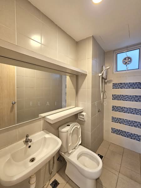 Kondominium untuk Disewa di i-Santorini - Elaine Yeo - Bathroom - PropertyGuru.com.my