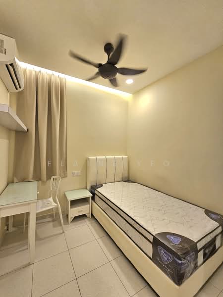 Kondominium untuk Disewa di i-Santorini - Elaine Yeo - Bedroom - PropertyGuru.com.my