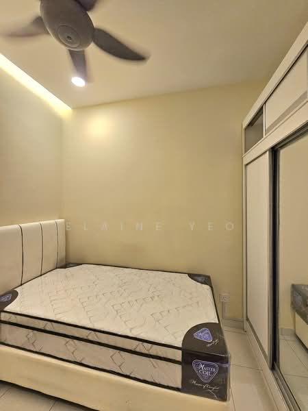 Kondominium untuk Disewa di i-Santorini - Elaine Yeo - Bedroom - PropertyGuru.com.my