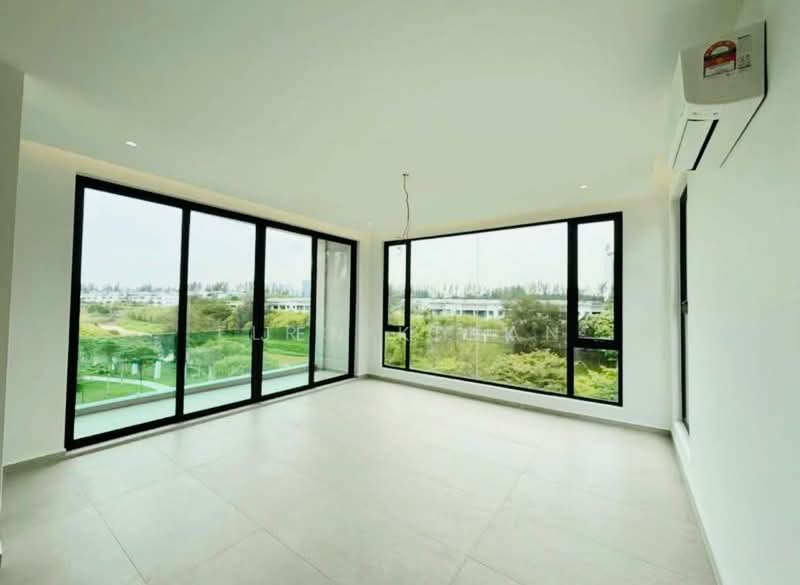 Semi-Detached House for Sale in Horizon Hills (Iskandar Puteri (Nusajaya)) - Elroy Chan - Living Room - PropertyGuru.com.my