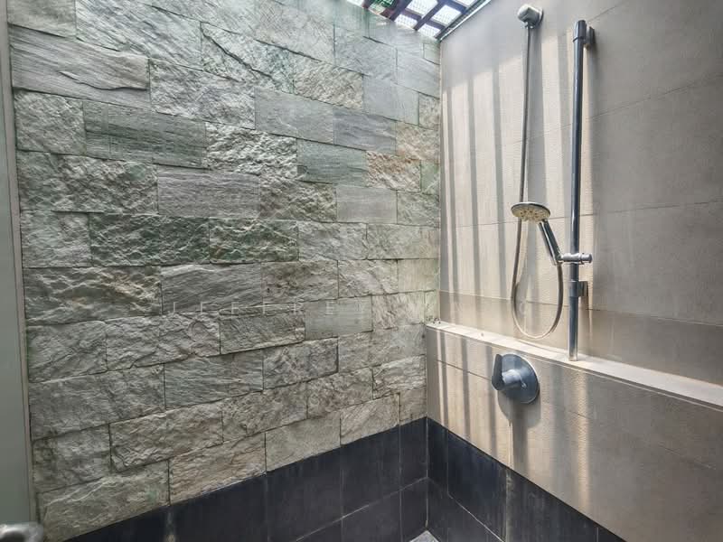 Semi-Detached House for Sale in Taman Cuepacs (Cheras) - Jeffrey Pang - Bathroom - PropertyGuru.com.my