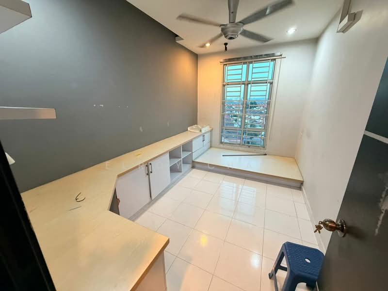Apartment for Sale at Perling Apartment - Elroy Chan - Study - PropertyGuru.com.my