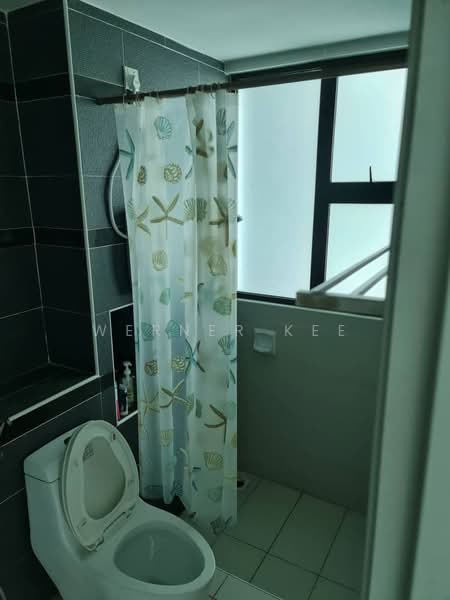 Service Residence for Sale at The Sky Executive Suites - Werner Kee - Bathroom - PropertyGuru.com.my