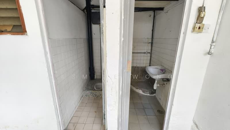 Kedai untuk Disewa di Cheras (Kuala Lumpur) - Jasmine Wong - Bathroom - PropertyGuru.com.my