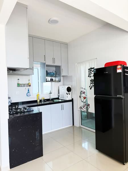 Condominium for Rent at Havana Beach Residences - Jerry Tan - Kitchen - PropertyGuru.com.my