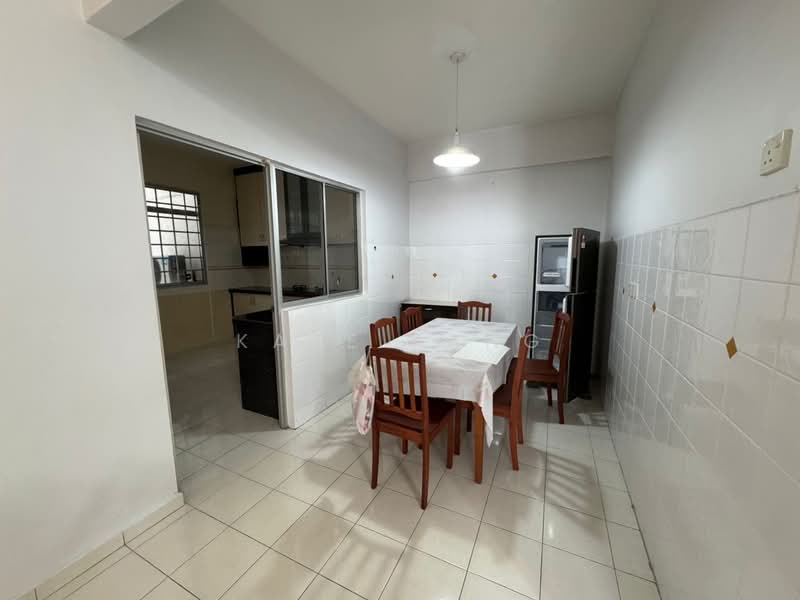 Untuk Disewa - Putra Place Condominium