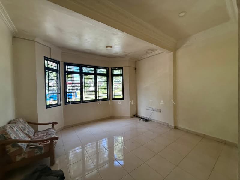 Semi-Detached House for Sale in Taman Puteri Wangsa (Ulu Tiram) - Wei Jian Tan - Living Room - PropertyGuru.com.my