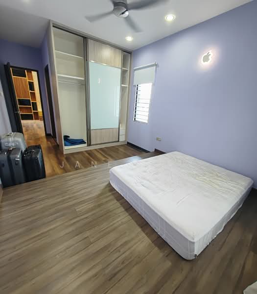 Servis Apartment untuk Dijual di 8 Kinrara - Jane Shoo - Bedroom - PropertyGuru.com.my