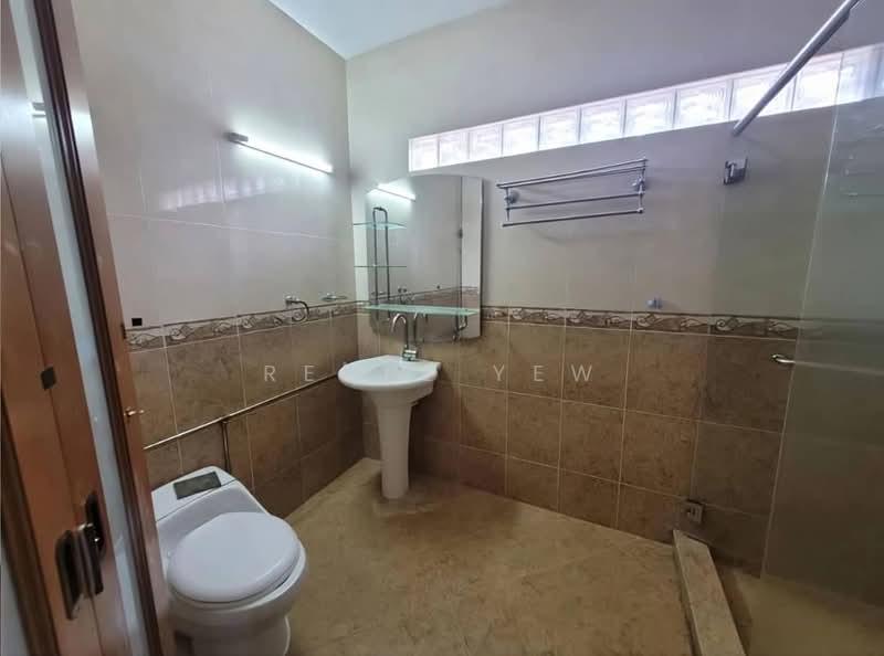 2-storey Terraced House for Sale in Happy Garden (Kuchai Lama) - Renee Yew - Bathroom - PropertyGuru.com.my