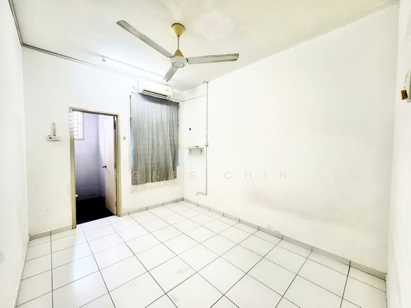 2-storey Terraced House for Sale in Kawasan Perindustrian Tebrau 2 (Tebrau) - Agnes Chin - Interior - PropertyGuru.com.my