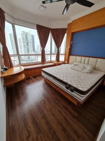 Kondominium untuk Disewa di Gurney Park Condominium - Vincent Tan - Bedroom - PropertyGuru.com.my