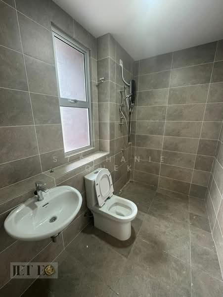 2-storey Terraced House for Rent in Bandar Rimbayu (Telok Panglima Garang) - Stephanie Quek - Bathroom - PropertyGuru.com.my