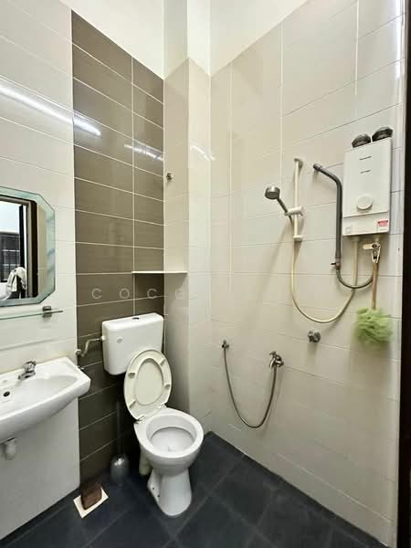 Rumah Teres 1 Tingkat untuk Dijual di Johor Bahru (Johor) - Coco Feng Lily - Bathroom - PropertyGuru.com.my