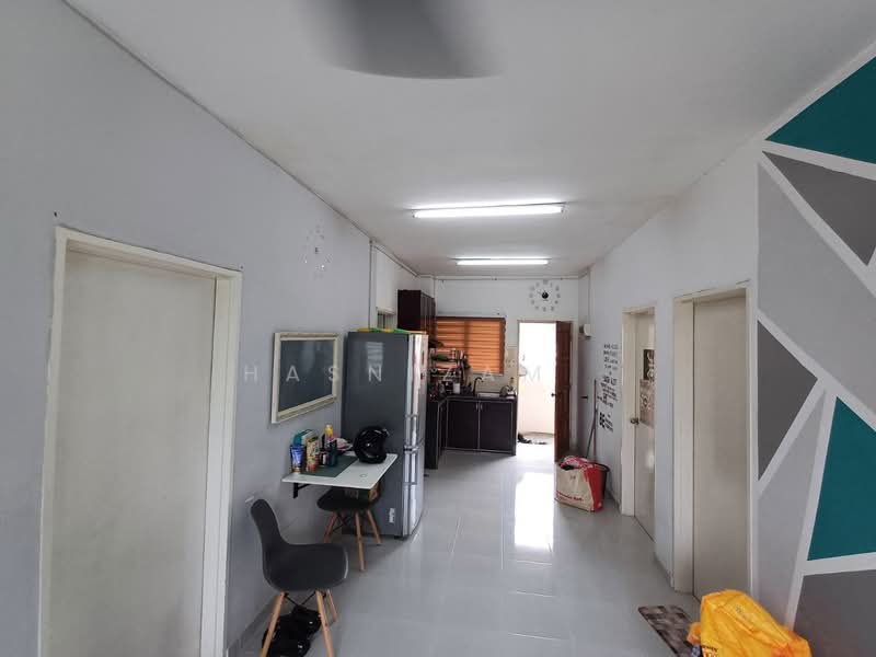 Flat for Sale at Sunway Ceria - Hasnizam . - Kitchen - PropertyGuru.com.my