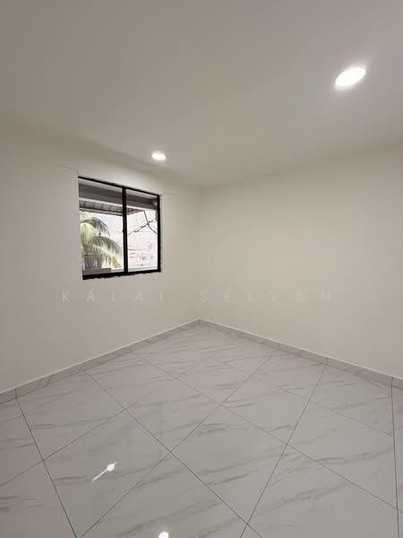 Flat for Sale at Flat Taman Ungku Tun Aminah - Kalai Selvan - Interior - PropertyGuru.com.my