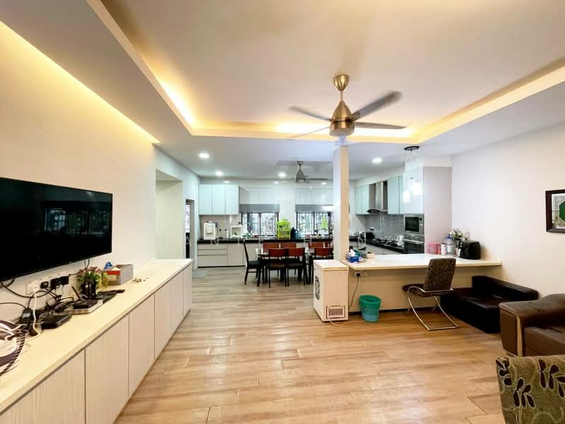 Rumah Berkembar untuk Dijual di Cheras (Selangor) - Hanif Hanz - Living Room - PropertyGuru.com.my