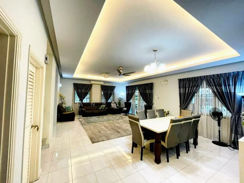 Rumah Berkembar untuk Dijual di Cheras (Selangor) - Hanif Hanz - Living Room - PropertyGuru.com.my