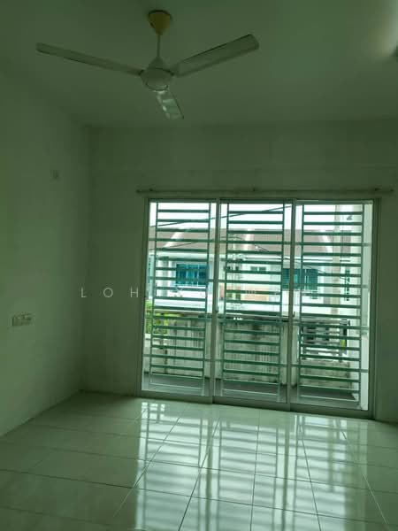 Untuk Disewa - Pearl impain