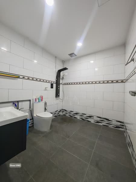 1-storey Terraced House for Sale in Taman Sentosa (Klang) - Stephanie Quek - Bathroom - PropertyGuru.com.my