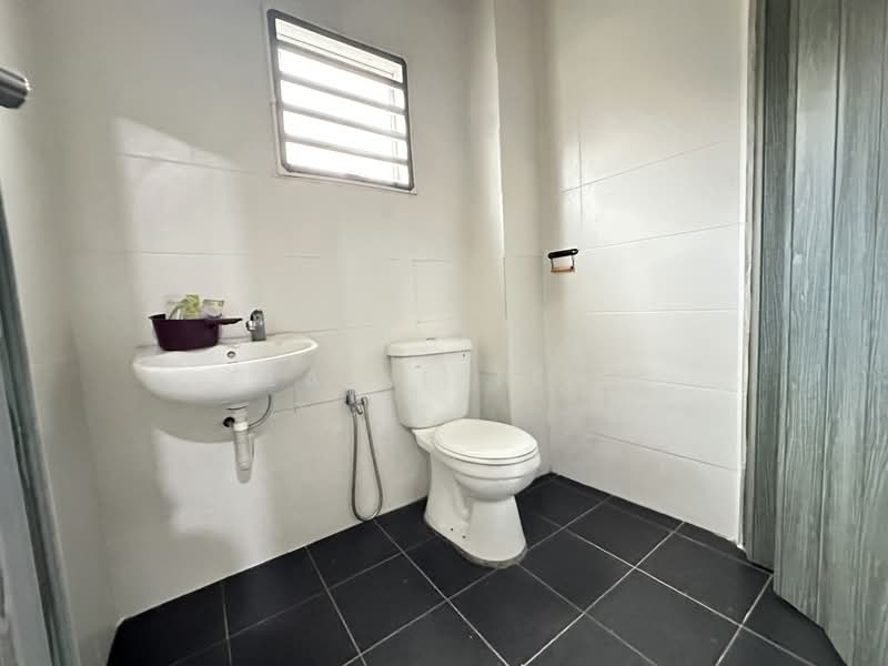 2-storey Terraced House for Sale in Taman Sentosa (Klang) - Elaine Teng - Bathroom - PropertyGuru.com.my