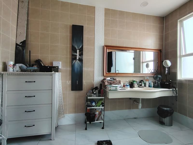 Rumah Berkembar untuk Dijual di Seksyen 9 (Kota Damansara) - Emily Yap - Bathroom - PropertyGuru.com.my