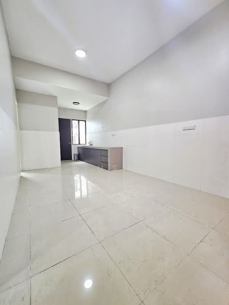 2-storey Terraced House for Sale in Alam Impian (Shah Alam) - Yus . - Kitchen - PropertyGuru.com.my