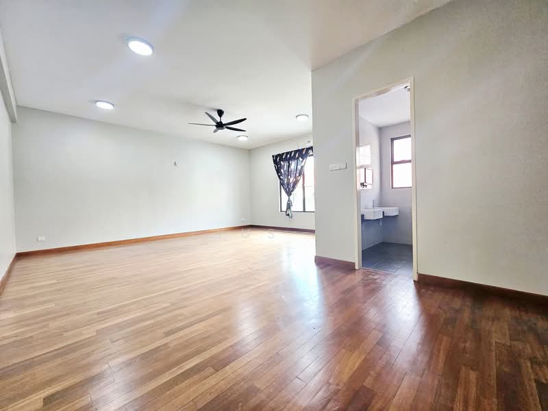 2-storey Terraced House for Sale in Alam Impian (Shah Alam) - Yus . - Master Bedroom Room 3 - PropertyGuru.com.my