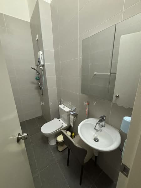 Terraced House for Rent in Johor Bahru (Johor) - Heng Hy - Bathroom - PropertyGuru.com.my