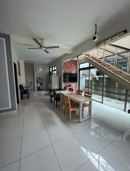 Cluster House for Sale in Taman Sutera Utama (Skudai) - Sky Khoo - Dining Room - PropertyGuru.com.my