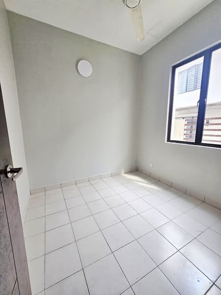 2-storey Terraced House for Sale in Alam Impian (Shah Alam) - Yus . - Bilik Bawah - PropertyGuru.com.my