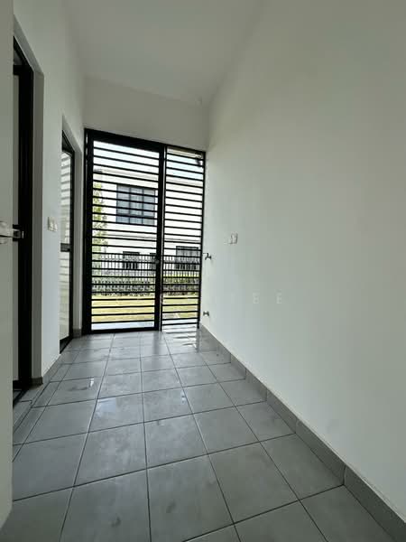 Semi-Detached House for Sale in Setia Alam (Selangor) - Jess Tee - Entrance - PropertyGuru.com.my