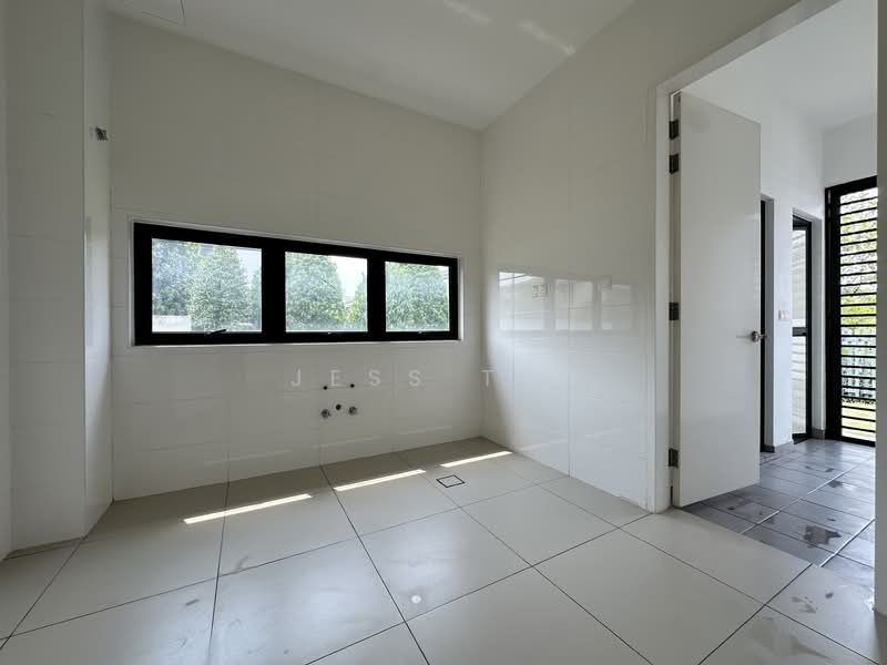 Semi-Detached House for Sale in Setia Alam (Selangor) - Jess Tee - Kitchen - PropertyGuru.com.my