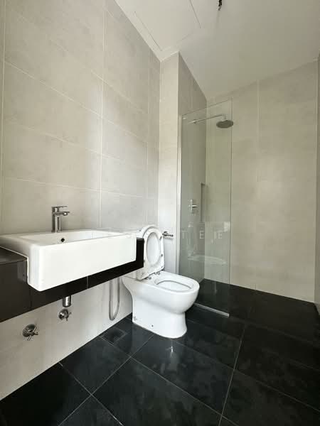 Semi-Detached House for Sale in Setia Alam (Selangor) - Jess Tee - Bathroom - PropertyGuru.com.my