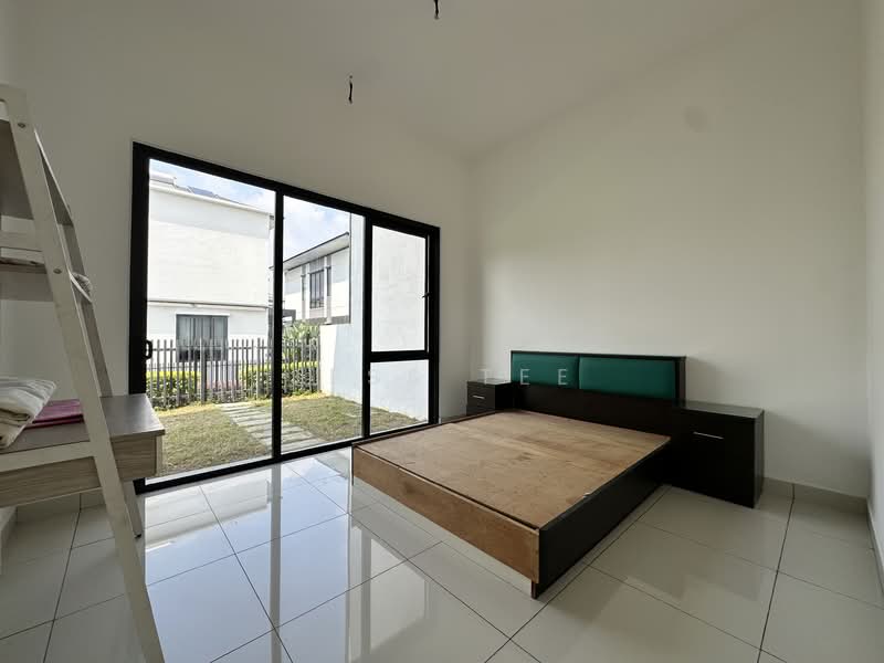 Semi-Detached House for Sale in Setia Alam (Selangor) - Jess Tee - Bedroom - PropertyGuru.com.my