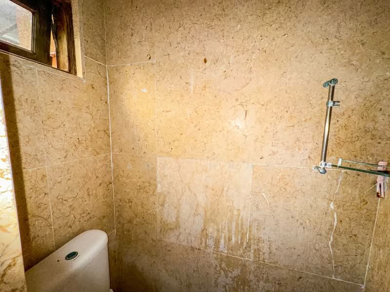Bungalow for Sale in Ampang (Selangor) - Hanif Hanz - Bathroom - PropertyGuru.com.my