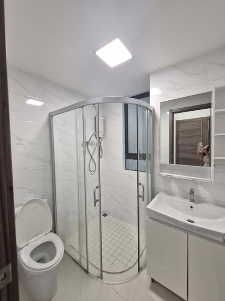 Apartment for Rent at Regalia Park @ Forest City - Chew Yun Chan - Bathroom - PropertyGuru.com.my