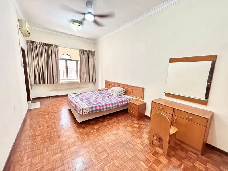 Kondominium untuk Disewa di Putri Indah Condominium - Stephanie Yap - Bedroom - PropertyGuru.com.my