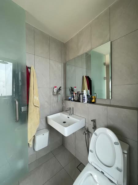 Servis Apartment untuk Disewa di Emerald 9 - Amirul Shafiq - Bathroom - PropertyGuru.com.my