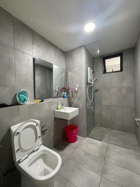 Servis Apartment untuk Disewa di Emerald 9 - Amirul Shafiq - Bathroom - PropertyGuru.com.my