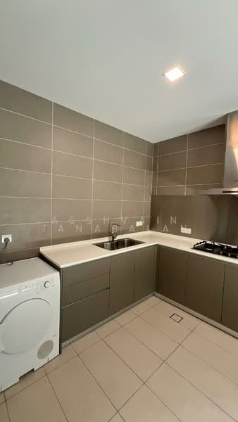 Bungalow for Rent in Leisure Farm (Gelang Patah) - Asshvain Tanabalan - Kitchen - PropertyGuru.com.my