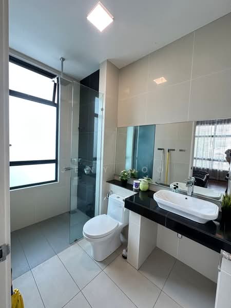 Cluster House for Rent in Iskandar Puteri (Nusajaya) (Johor) - Jeny Loo - Bathroom - PropertyGuru.com.my