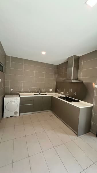 Bungalow for Sale in Leisure Farm (Gelang Patah) - Asshvain Tanabalan - Kitchen - PropertyGuru.com.my