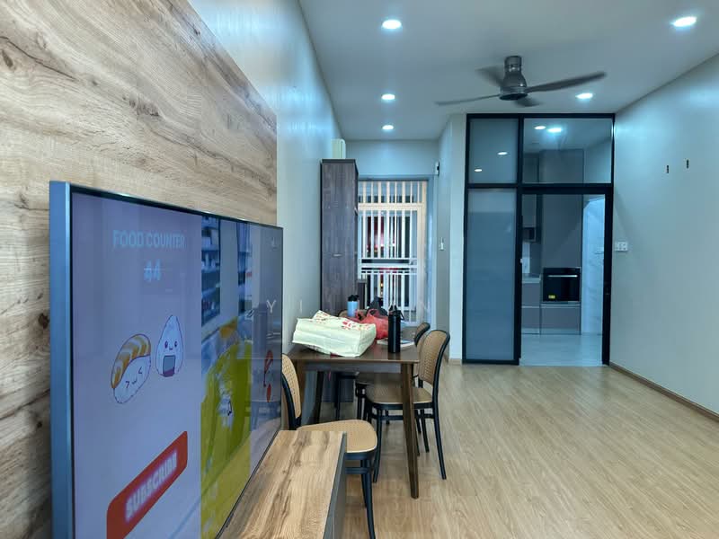 Servis Apartment untuk Disewa di Ten Kinrara - Yi Jun - Living Room - PropertyGuru.com.my