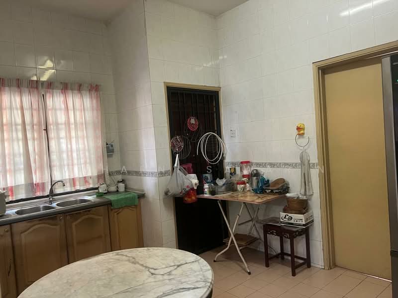 Rumah Teres 2 Tingkat untuk Dijual di Bukit Jelutong (Shah Alam) - muharni sawarin - Kitchen - PropertyGuru.com.my