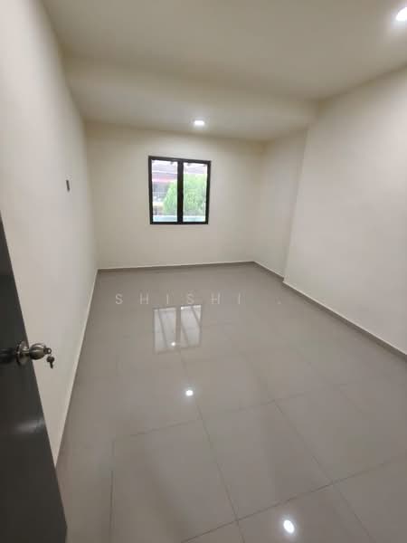 2-storey Terraced House for Sale in Taman Sri Bahagia (Tampoi) - Shishi . - PropertyGuru.com.my