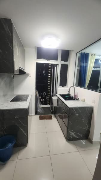 Service Residence for Rent at Midas @ Seri Alam - Hong Charng Lee - Kitchen - PropertyGuru.com.my