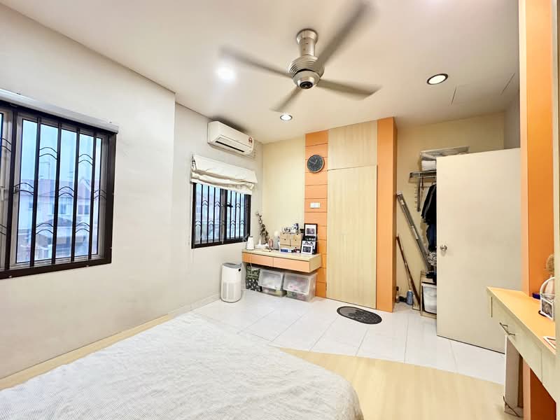 Rumah Teres 2 Tingkat untuk Dijual di Taman Setia Indah (Tebrau) - Yik Tat - PropertyGuru.com.my