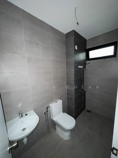 Rumah Teres 2.5 Tingkat untuk Disewa di Gombak (Selangor) - Joshua Cheah - Bathroom - PropertyGuru.com.my